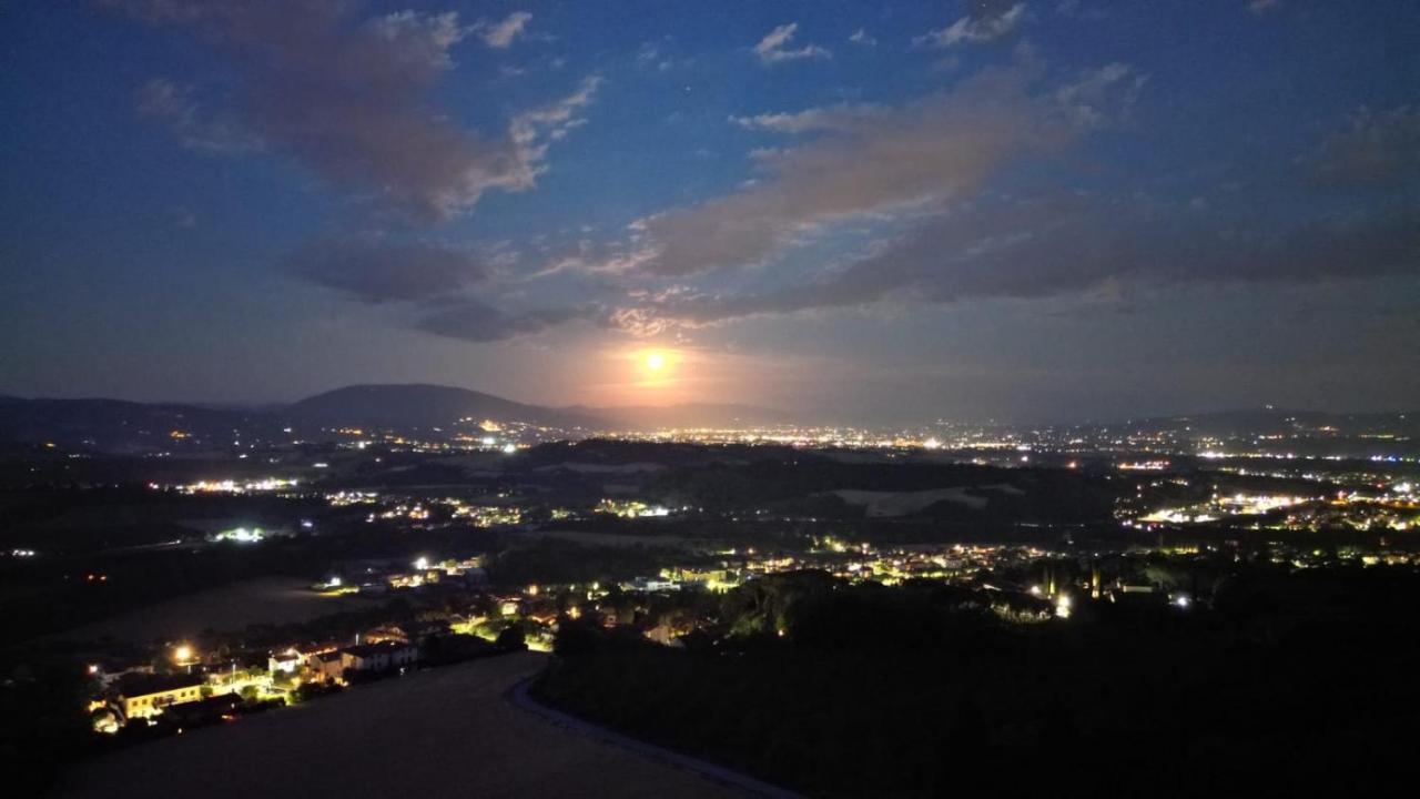 Casale Mille E Una Notte ペルージャ エクステリア 写真